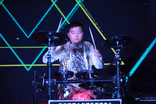 大禹漢光2018年“同心同行，共創(chuàng)未來”主題年會圓滿成功