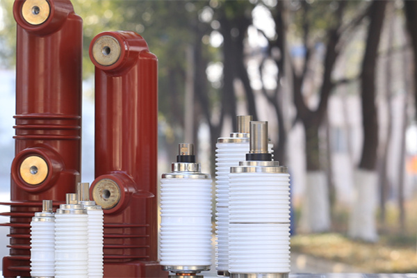 真空開(kāi)關(guān)管廠(chǎng)家難找嗎？建議這樣選廠(chǎng)家！