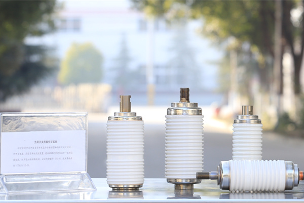 真空開(kāi)關(guān)管接觸點(diǎn)一般采用什么材質(zhì)？